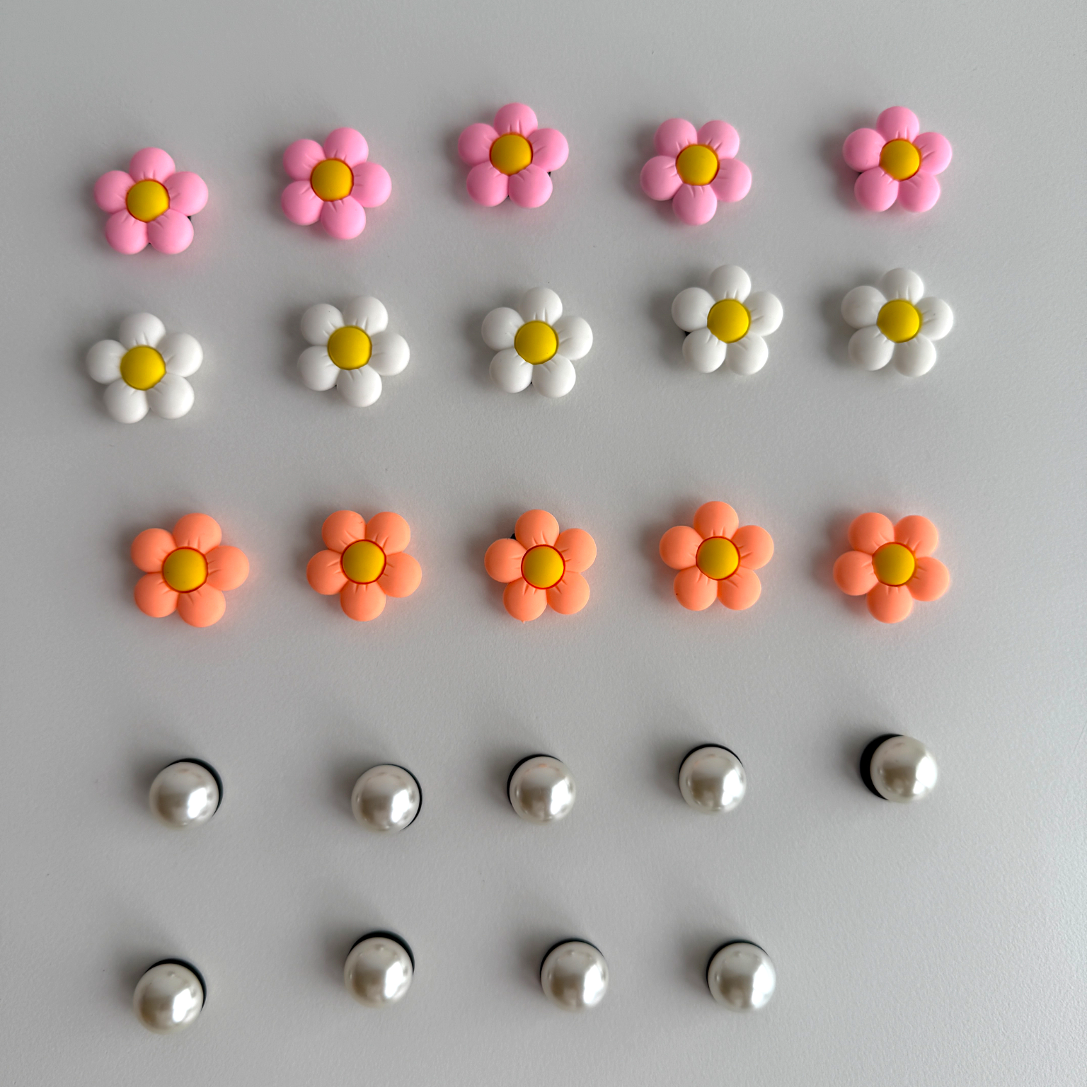 Full-Set Flower Charmy