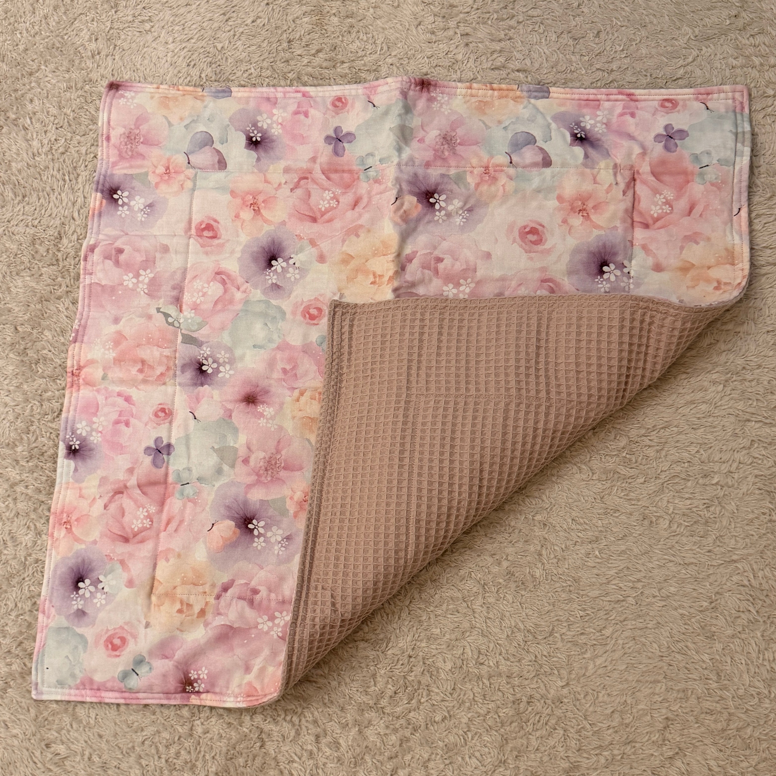 Handgemachte Hundedecke 55 × 55 cm – Sofadecke & Möbelschutz