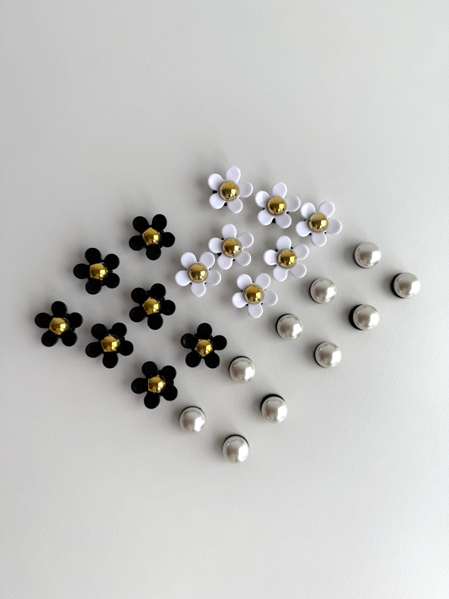 Full-Set Flower Charmy