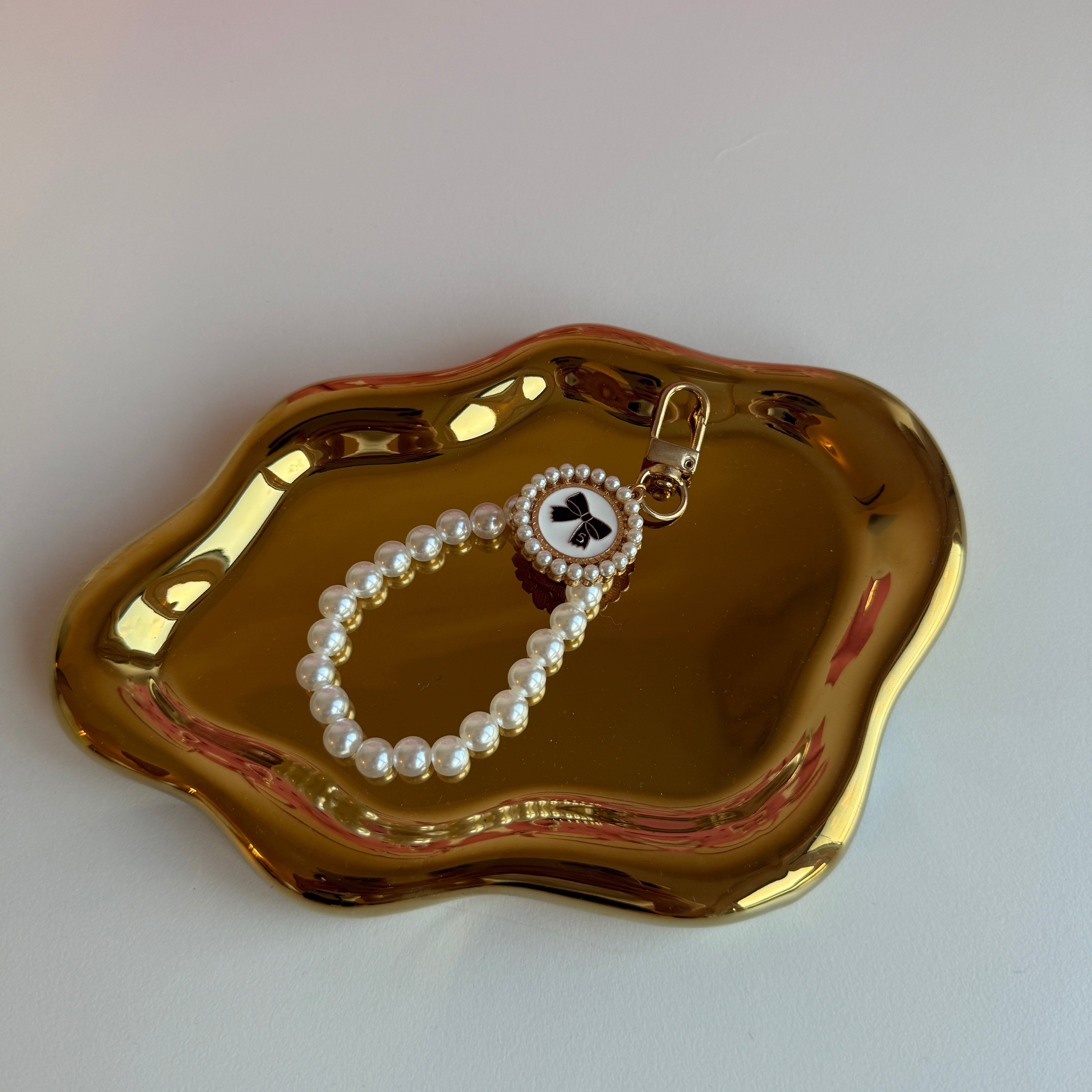 Schleifen-Deko für deine Charmy